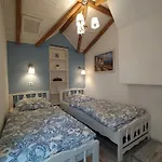 Mendei Vendeghaz