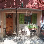 Mendei Vendeghaz Apartment Mende