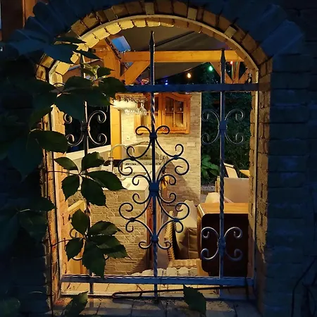 Mendei - Deluxe * Mende